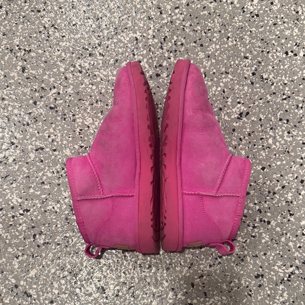 Pink mini Ugg - Picture 2 of 4